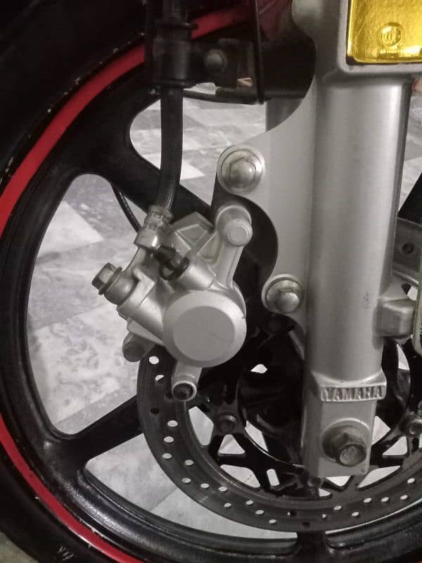 Yamaha ybr 2016 7