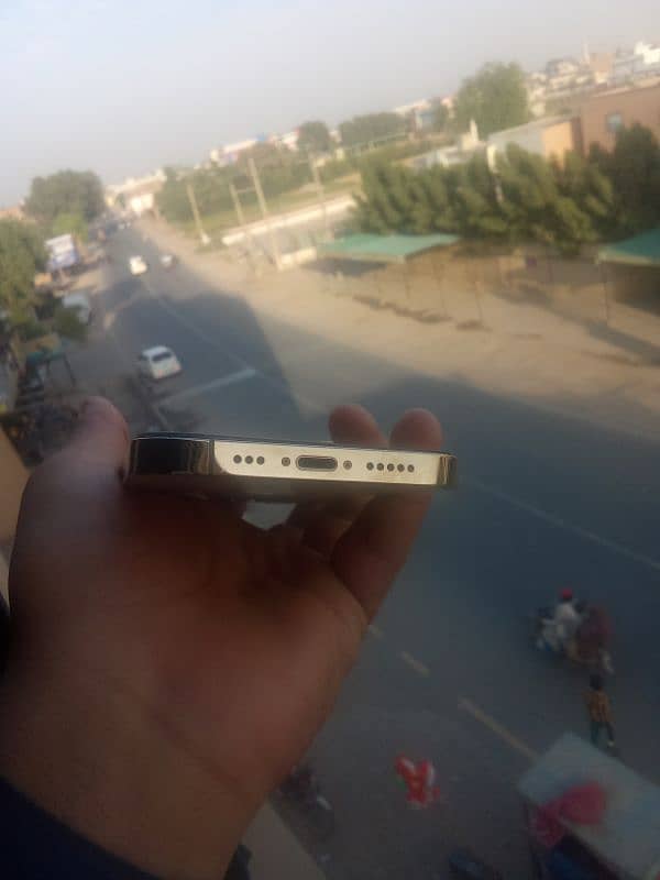 i phone 1