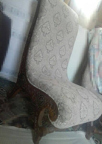 2 room chairs with coffee table. 1