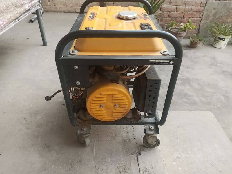 Generator 1kv 4