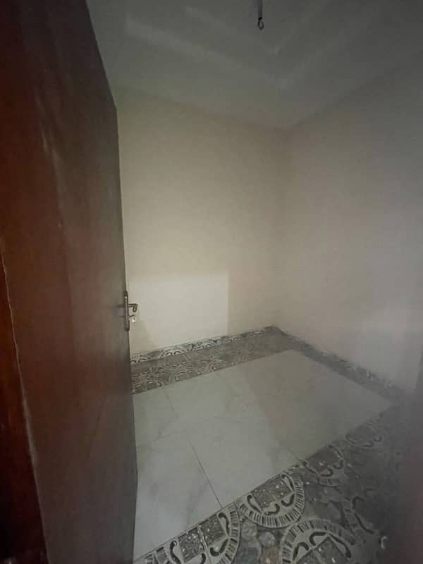 15 merla double story house for sale in model town block A multan 4