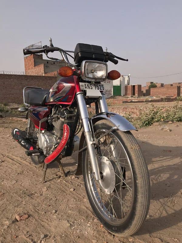 Honda CG125 | Model 2022 | Honda in Bikes | Total Genuine 1