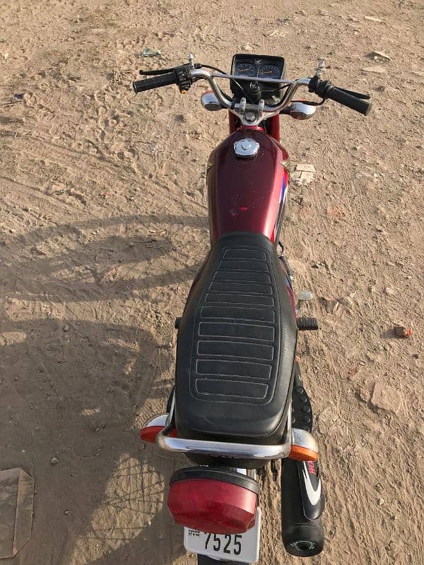 Honda CG125 | Model 2022 | Honda in Bikes | Total Genuine 5