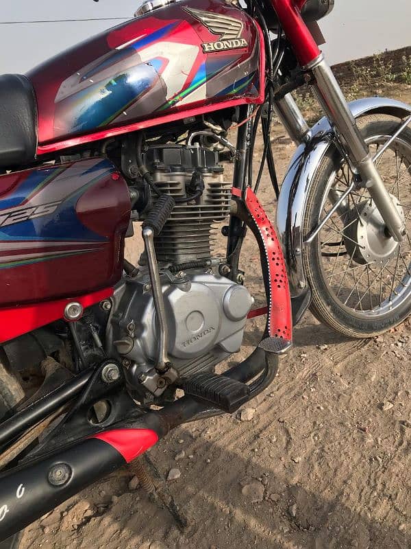 Honda CG125 | Model 2022 | Honda in Bikes | Total Genuine 8