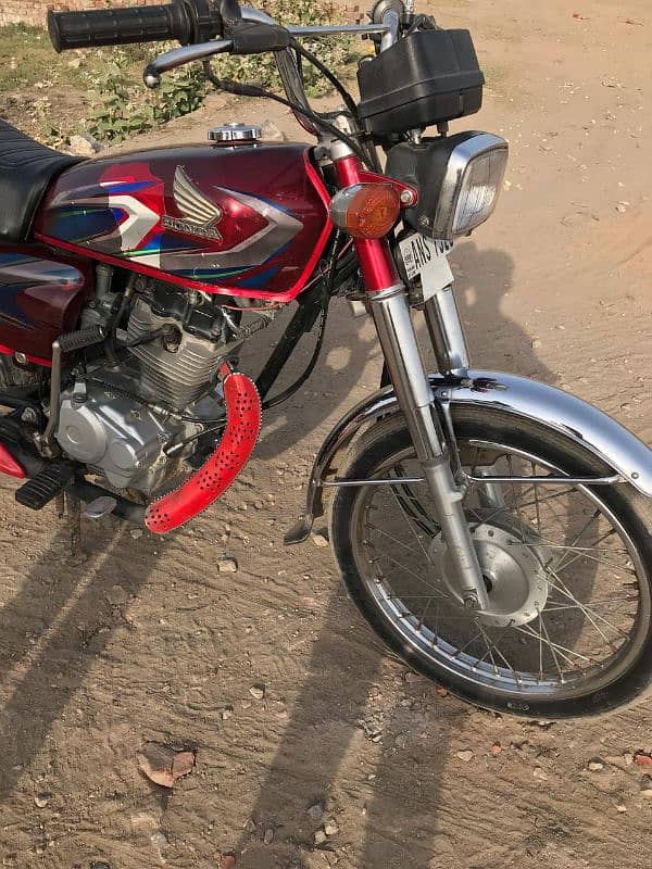 Honda CG125 | Model 2022 | Honda in Bikes | Total Genuine 9
