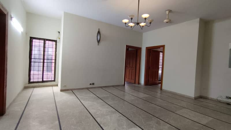 1 Kanal Upper Portion For Rent In DHA Phase 2 3 Bed + Separate Entrance! 12