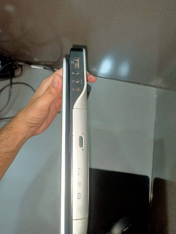 Dell XPS 17 | Core i7 | JBL Speakers | 17.3" Display | SSD + HDD | 4