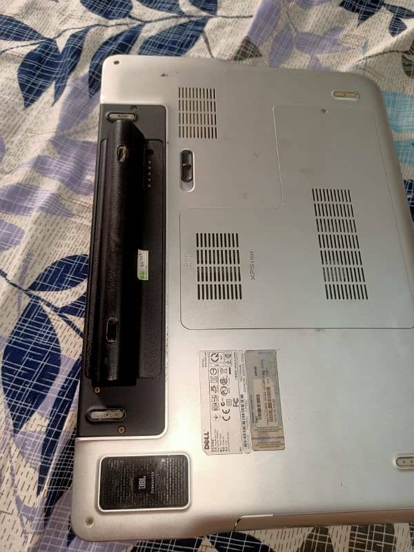 Dell XPS 17 | Core i7 | JBL Speakers | 17.3" Display | SSD + HDD | 6