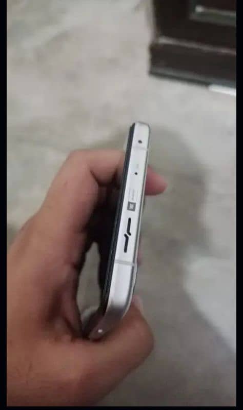good  condition 10by 10 3