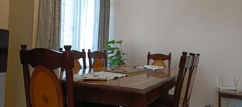 2,000 Sq Ft Apartment for Rent Clifton Block 3 4