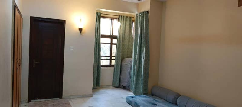 2,000 Sq Ft Apartment for Rent Clifton Block 3 25