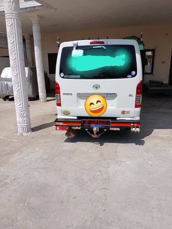 Toyota Hiace 200 1
