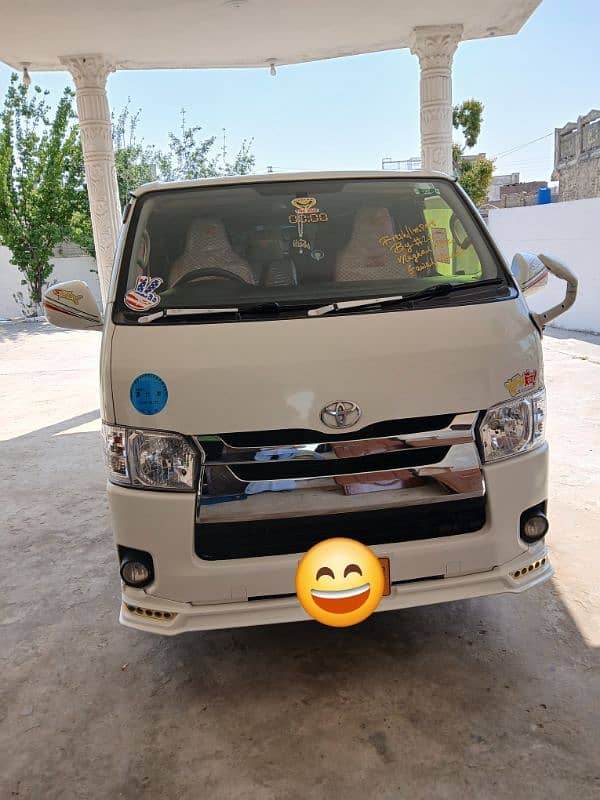 Toyota Hiace 200 2