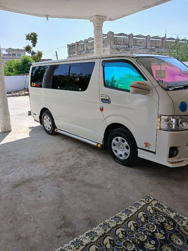 Toyota Hiace 200 3