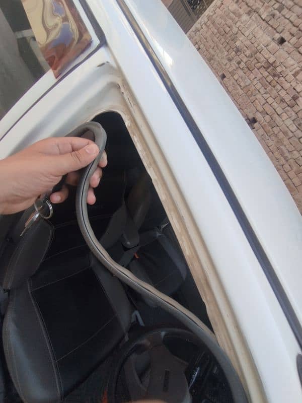 Suzuki Mehran VXR 2010 11