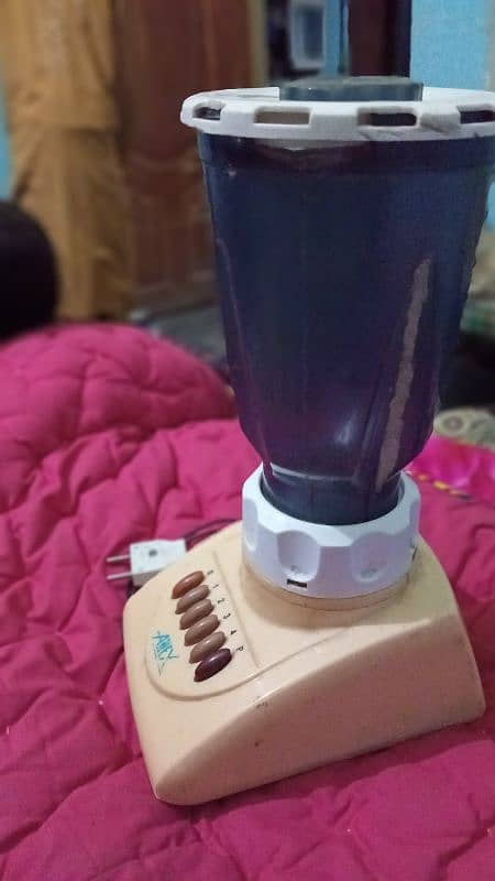 1X JUICER WITH ONLY ONE JAGE ANEX COMPANY 8