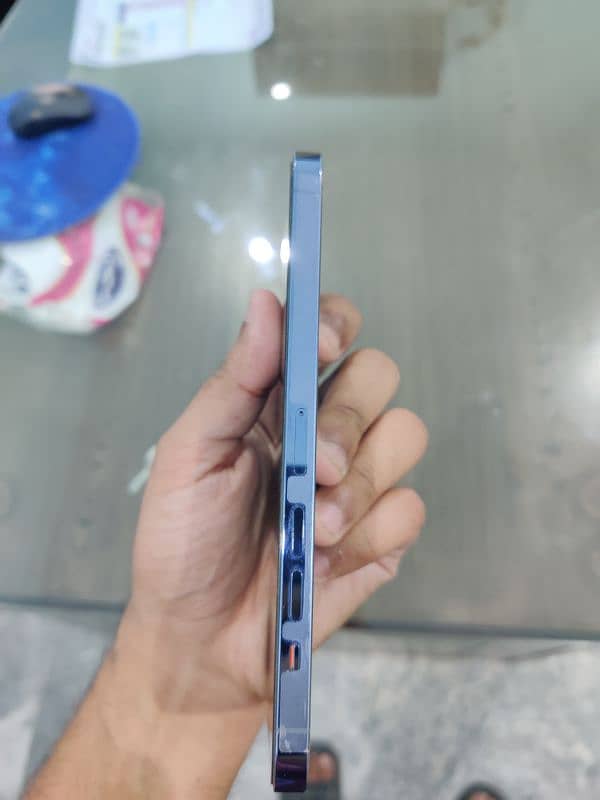 IPHONE 13 PRO MAX 1