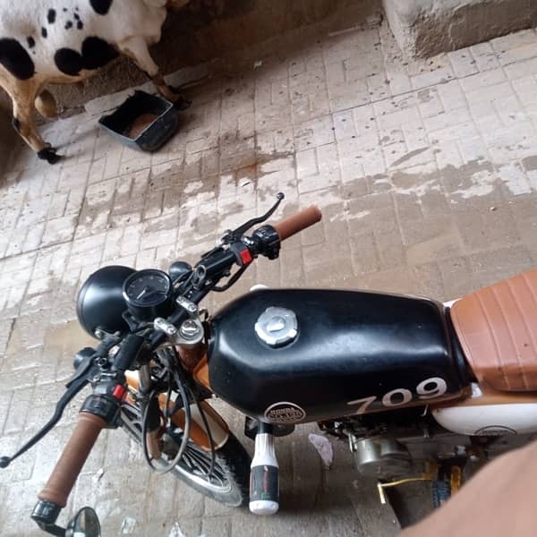 Cafe racer modified price negotiable 2