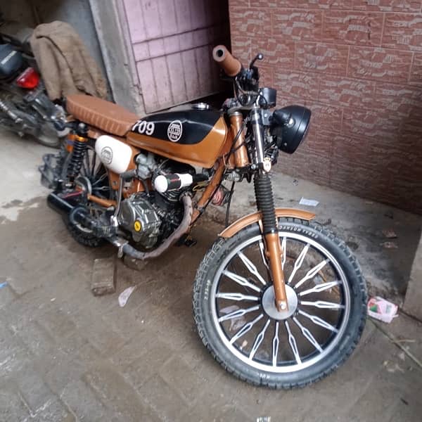 Cafe racer modified price negotiable 4