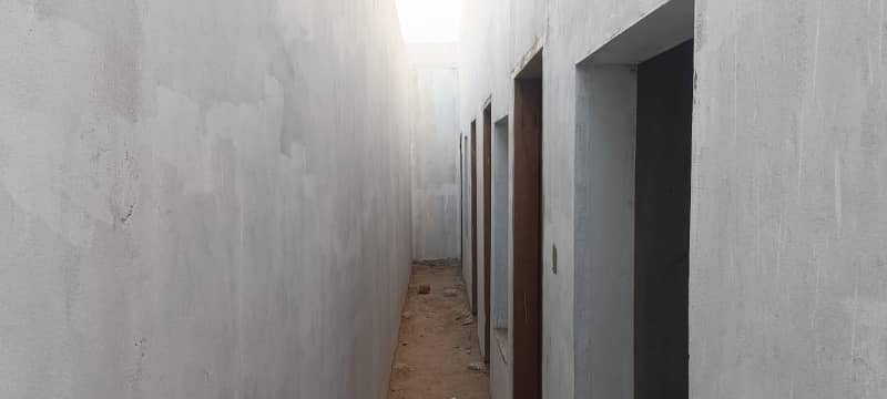 DEAD END CORNER (650sqyard) With Basement, Huge Green Belt Grey Structure Villa With Basement for Sale in Precinct-4, Bahria Town Karachi ! 18
