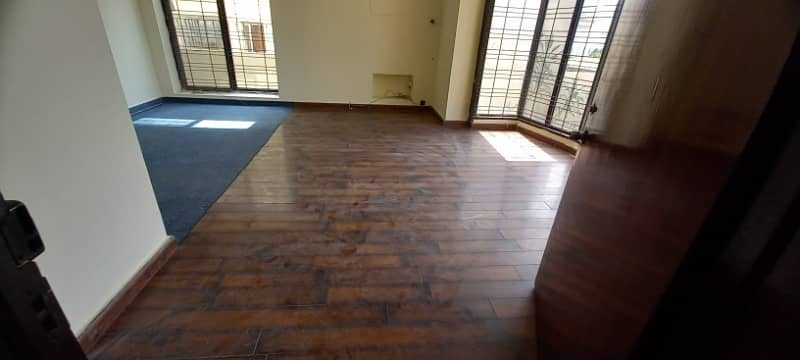 knaal lower portion 3bed available for rent in dha phase 1 6