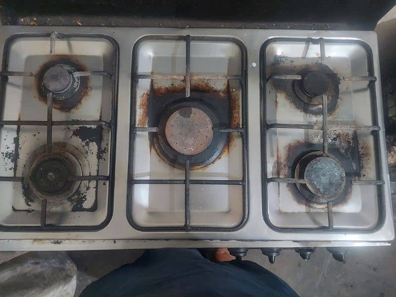 Cooking Cabinet with 5 gas burners and big storage space 1