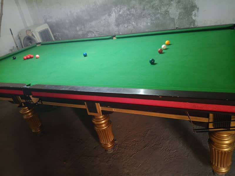 Snooker Table in Very Good Condition 2
