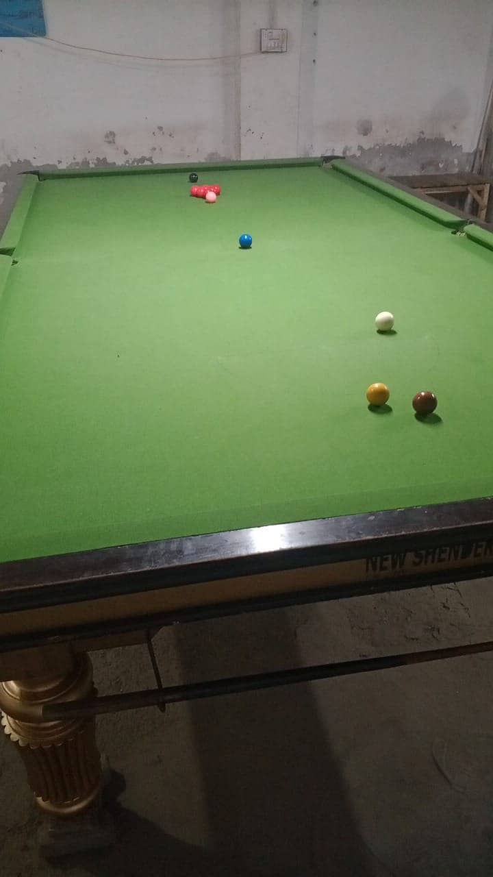 Snooker Table in Very Good Condition 3