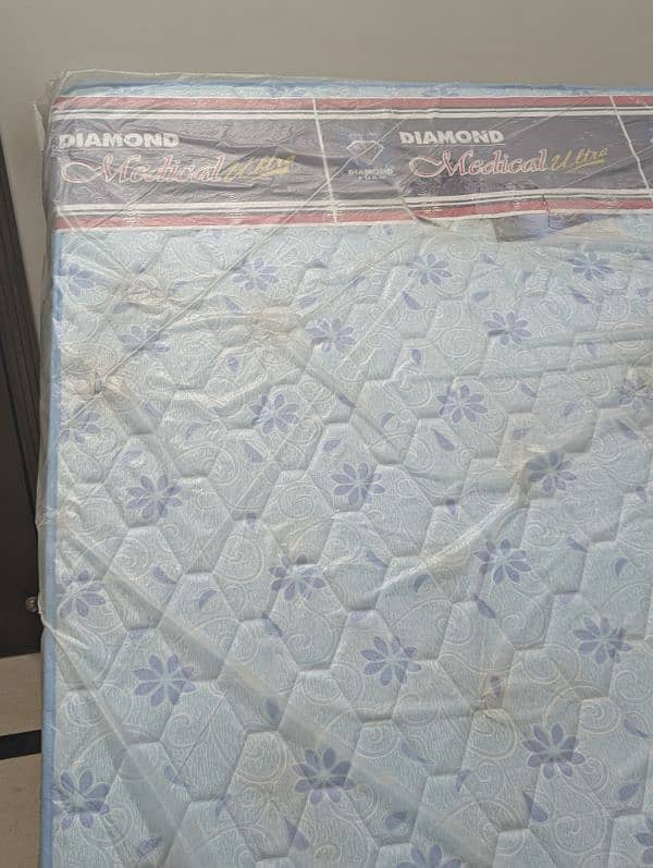 Diamond Mattress, Size 78x72 8INCH WIDTH 7