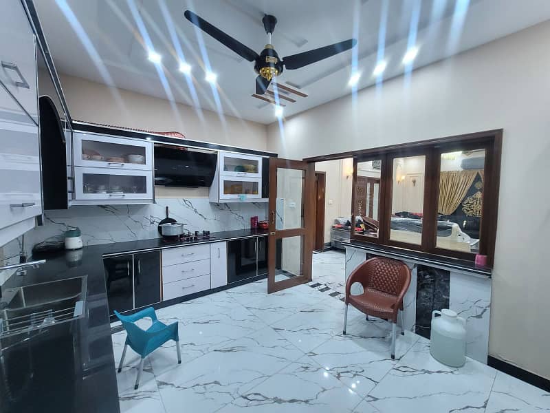 1KANAL FURNISHED BRAND NEW HOUSE FOR SALE IN SHAHEEN BLOCK Chinar bagh LAHORE 2
