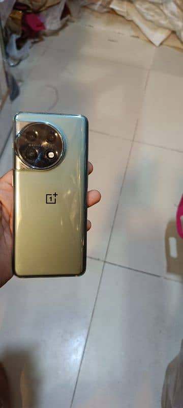 One plus 11 16gb 512gb full box PTA (c) improve lush condition 0