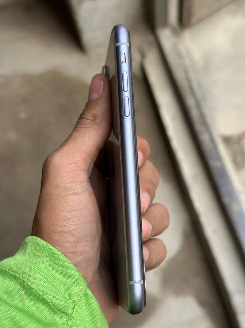 I phone 11 1