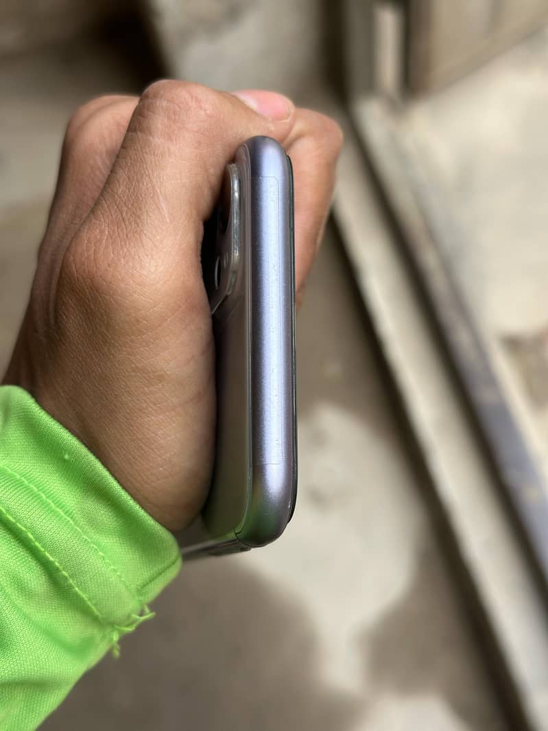 I phone 11 2