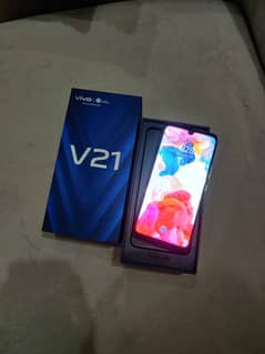 Vivo v21 with box