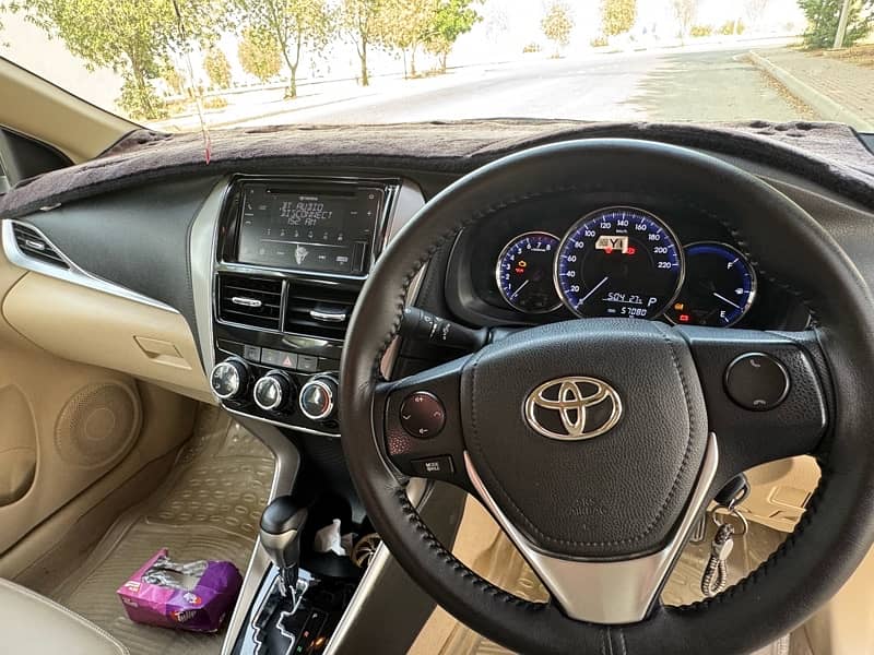 Toyota Yaris 2022 ativ cvt 1.3 3