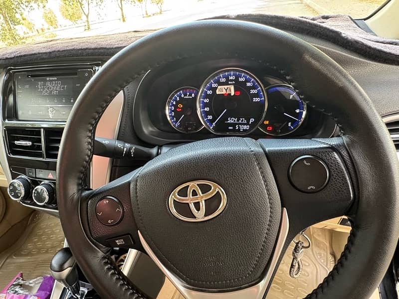 Toyota Yaris 2022 ativ cvt 1.3 12