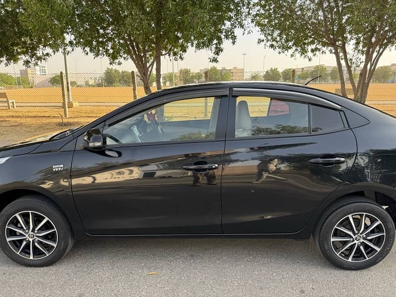 Toyota Yaris 2022 ativ cvt 1.3 16