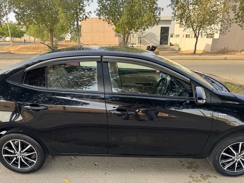 Toyota Yaris 2022 ativ cvt 1.3 17