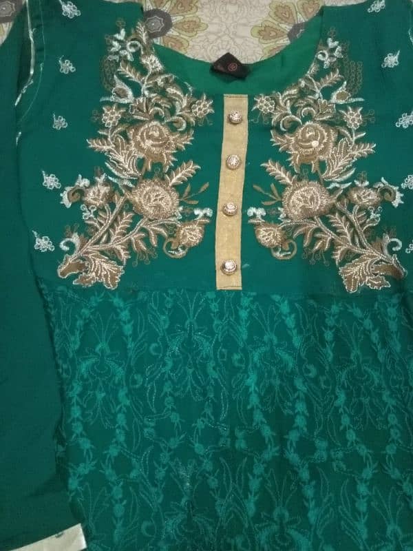 boutique style dresses . 3 piece 1