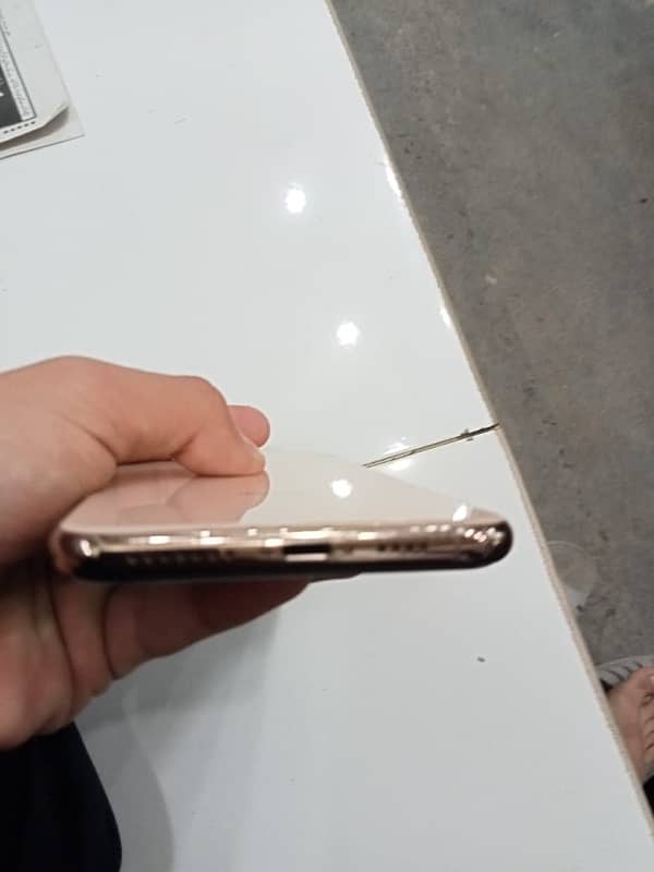 iPhone XS Max non PTA 5