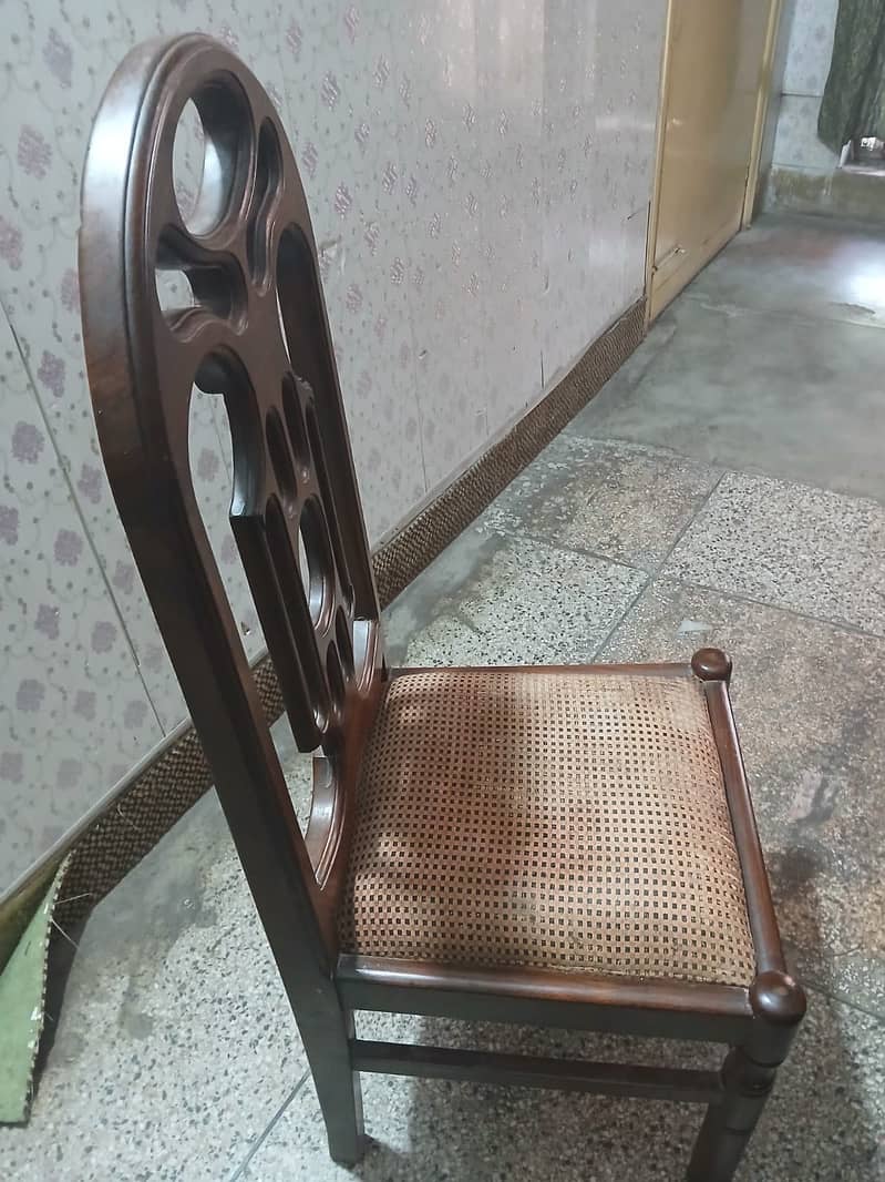 Woden Dining Table 1