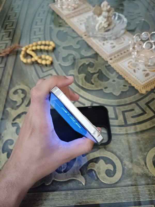 Iphone 12 pro max waterpack factory unlock 2