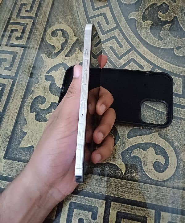 Iphone 12 pro max waterpack factory unlock 5