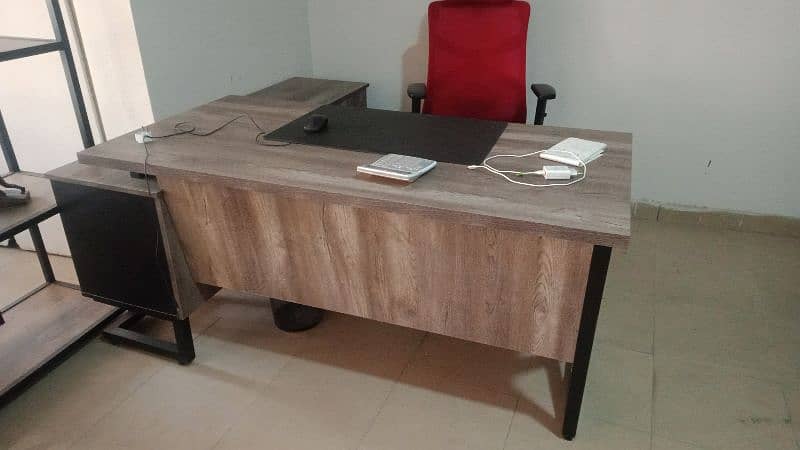 L-shape executive table, smart executive table, office table, table 7