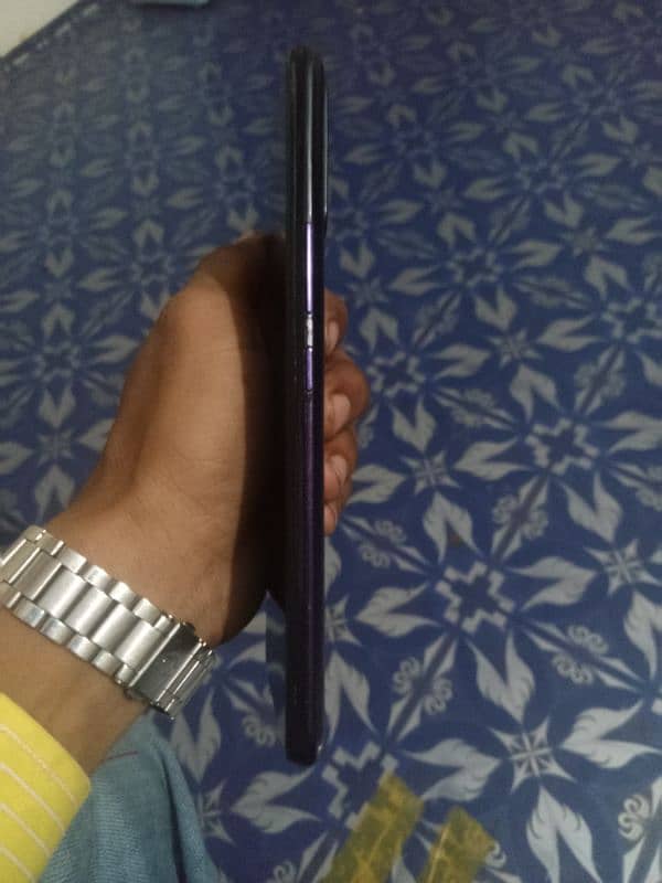 Infinix hot 8 2/32 good condition 10/10 all ok with box 3