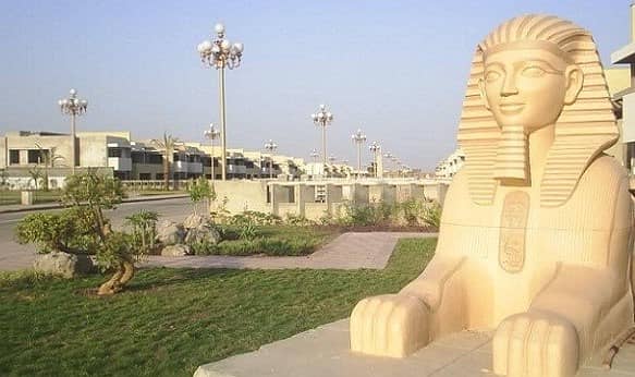 SASTA TAREEN 1 KANAL PLOT FOR SALE POSSESSION PAID MAIN ROAD PAID ALL DUES CLEAR PLOT 2