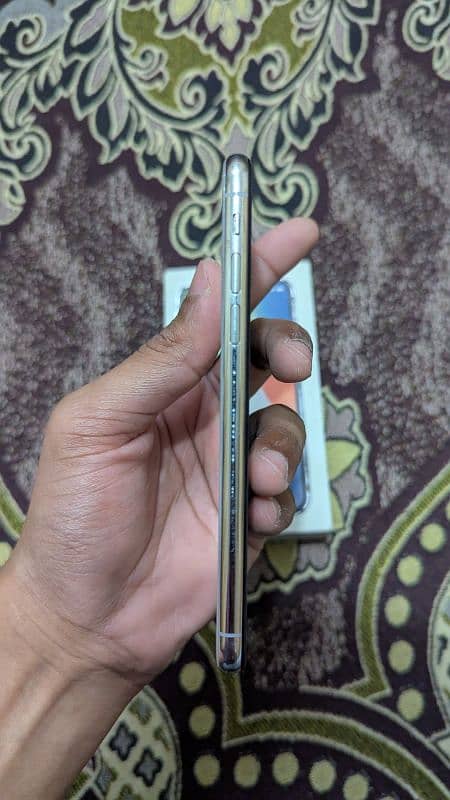 Iphone x 256gb Pta approved 5