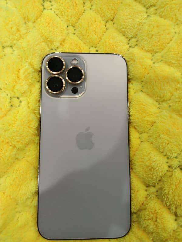 iPhone 13 pro max 5