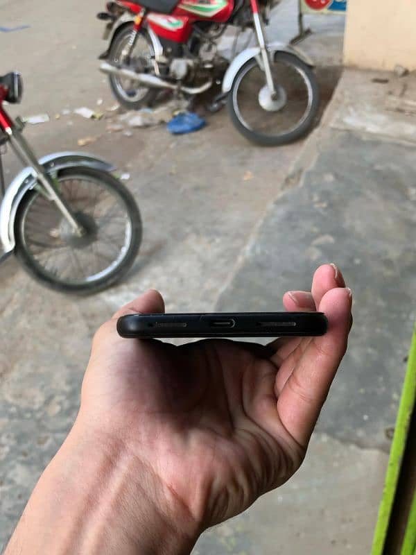 Google pixel 4xl 6/64 exchange possible read add 4