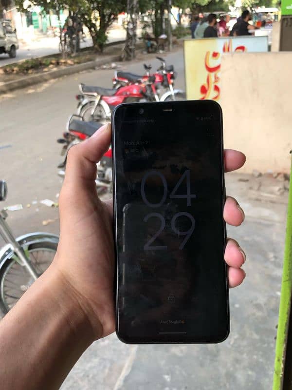 Google pixel 4xl 6/64 exchange possible read add 8